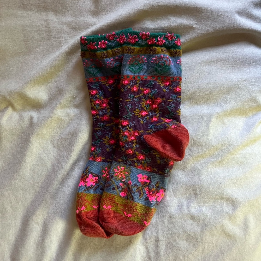 Cozy flower socks